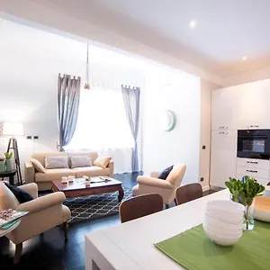Appartamento Rent In - Iv Novembre, Roma